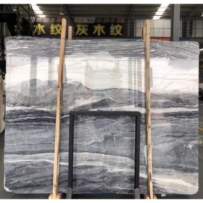 Totem Blue Marble